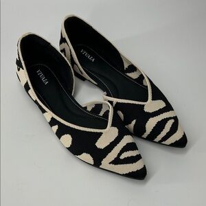 Vivaia Black & Cream Pointed-Toe Knit Flats Size 35.5